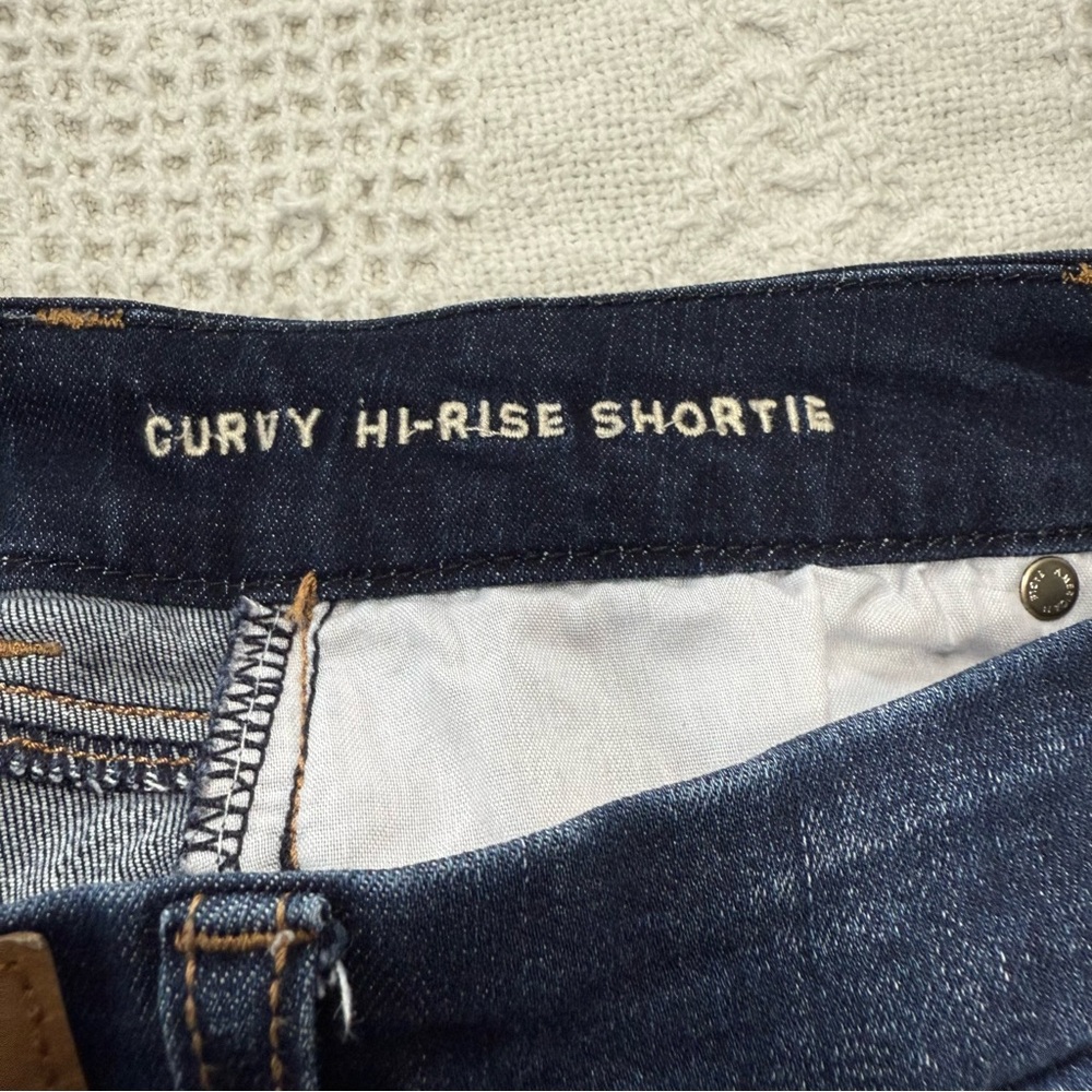 American Eagle Curvy Hi Rise Shortie (4) - Picture 3 of 7